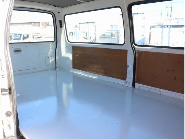 トヨタトヨエース移動販売車小型（2t・3t）[写真13]