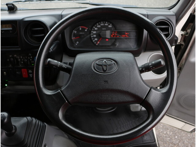 トヨタトヨエース移動販売車小型（2t・3t）[写真27]