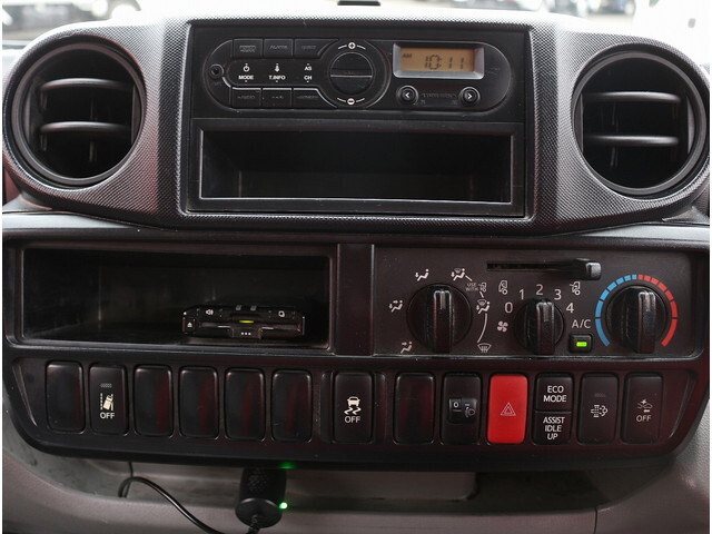 トヨタトヨエース移動販売車小型（2t・3t）[写真31]