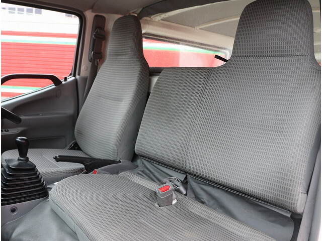 トヨタトヨエース移動販売車小型（2t・3t）[写真35]