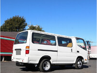 トヨタトヨエース移動販売車小型（2t・3t）[写真05]