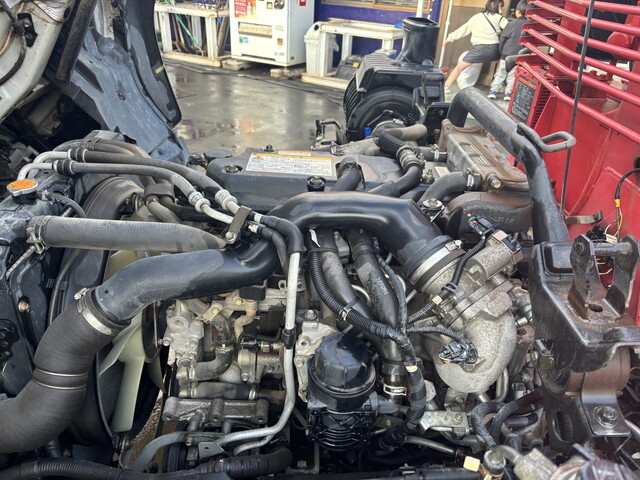 いすゞフォワードクレーン4段中型（4t）[写真24]