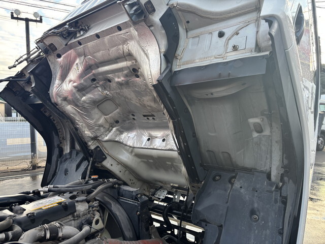 いすゞフォワードクレーン4段中型（4t）[写真29]