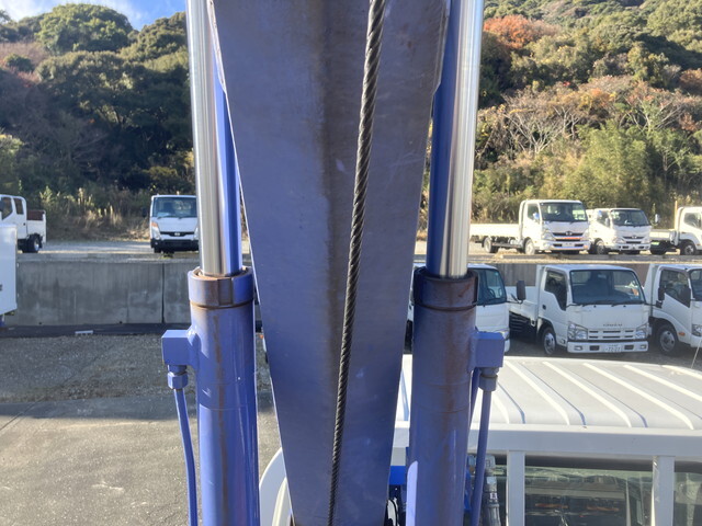 いすゞエルフクレーン付小型（2t・3t）[写真16]