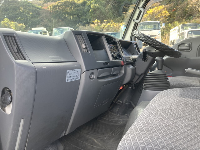 いすゞエルフクレーン付小型（2t・3t）[写真30]