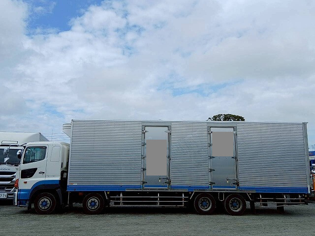 日野プロフィア冷凍車（冷蔵車）大型（10t）[写真13]