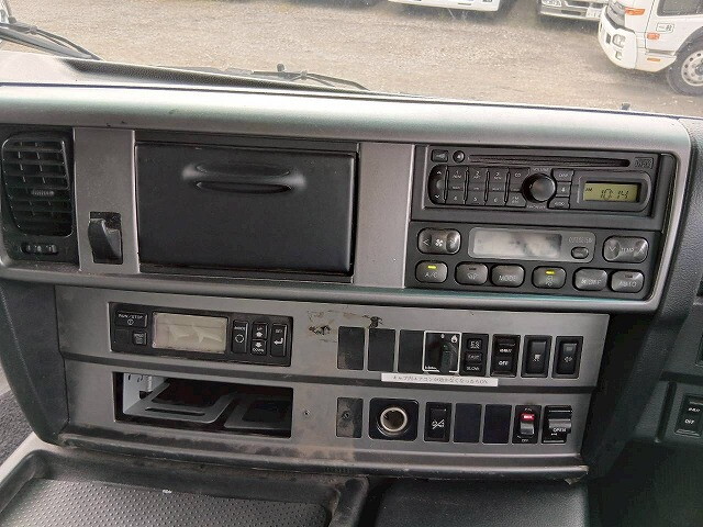 日野プロフィア冷凍車（冷蔵車）大型（10t）[写真32]