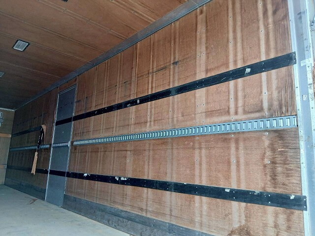 日野プロフィア冷凍車（冷蔵車）大型（10t）[写真07]