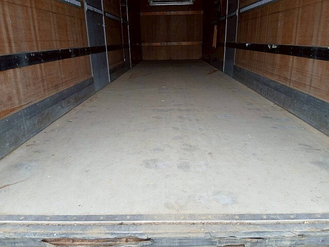 日野プロフィア冷凍車（冷蔵車）大型（10t）[写真08]