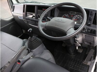 いすゞエルフダブルキャブ（Wキャブ）小型（2t・3t）[写真21]