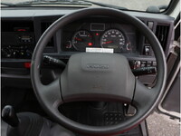 いすゞエルフダブルキャブ（Wキャブ）小型（2t・3t）[写真22]