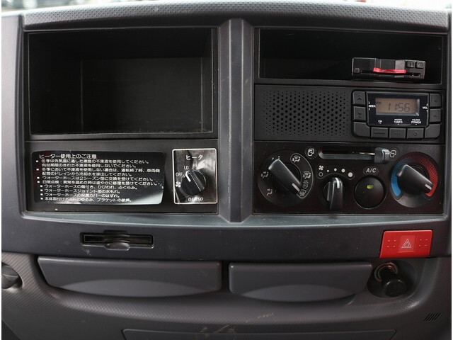 いすゞエルフダブルキャブ（Wキャブ）小型（2t・3t）[写真24]