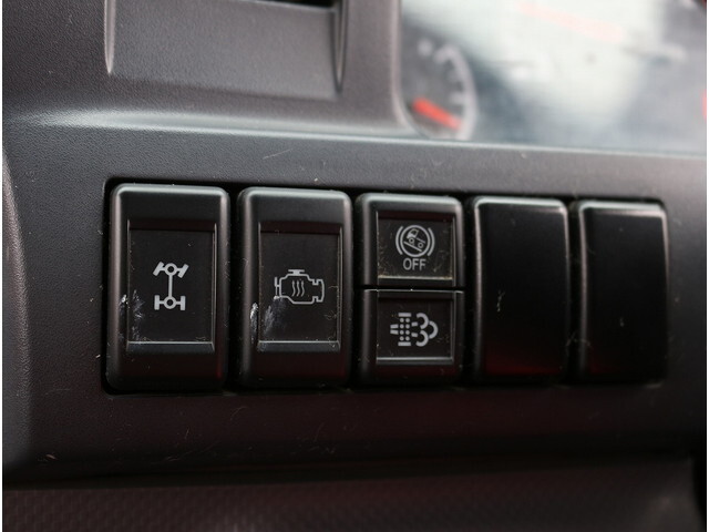 いすゞエルフダブルキャブ（Wキャブ）小型（2t・3t）[写真27]