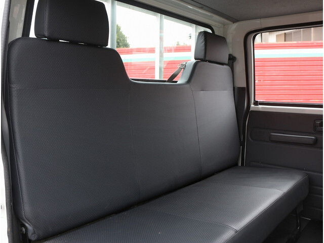 いすゞエルフダブルキャブ（Wキャブ）小型（2t・3t）[写真34]