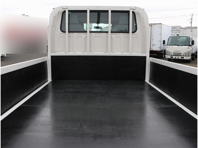 いすゞエルフダブルキャブ（Wキャブ）小型（2t・3t）[写真09]