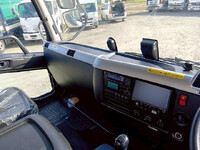 三菱ふそうファイター冷凍車（冷蔵車）中型（4t）[写真15]