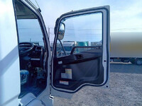 三菱ふそうファイター冷凍車（冷蔵車）中型（4t）[写真19]