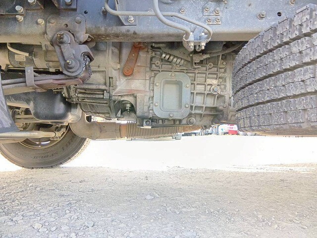 三菱ふそうファイター冷凍車（冷蔵車）中型（4t）[写真24]