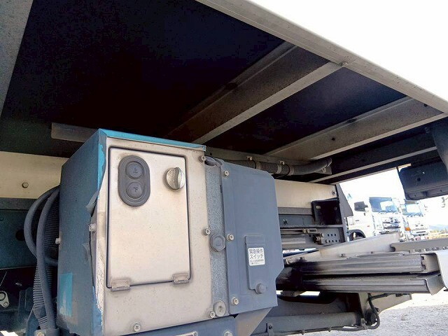 三菱ふそうファイター冷凍車（冷蔵車）中型（4t）[写真27]