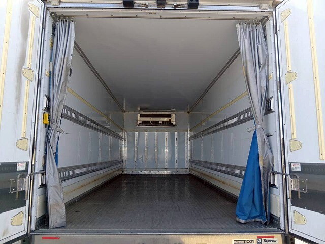 三菱ふそうファイター冷凍車（冷蔵車）中型（4t）[写真31]