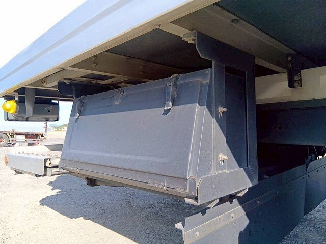 三菱ふそうファイター冷凍車（冷蔵車）中型（4t）[写真37]