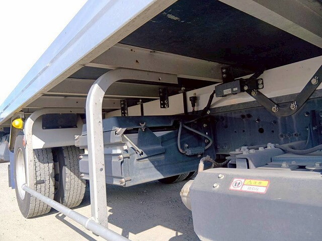 三菱ふそうファイター冷凍車（冷蔵車）中型（4t）[写真39]