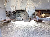 いすゞギガアルミウイング大型（10t）[写真20]