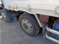 いすゞギガアルミウイング大型（10t）[写真21]