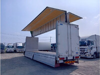 いすゞギガアルミウイング大型（10t）[写真02]