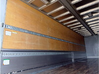 いすゞギガアルミウイング大型（10t）[写真07]