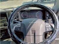 いすゞギガアルミウイング大型（10t）[写真09]