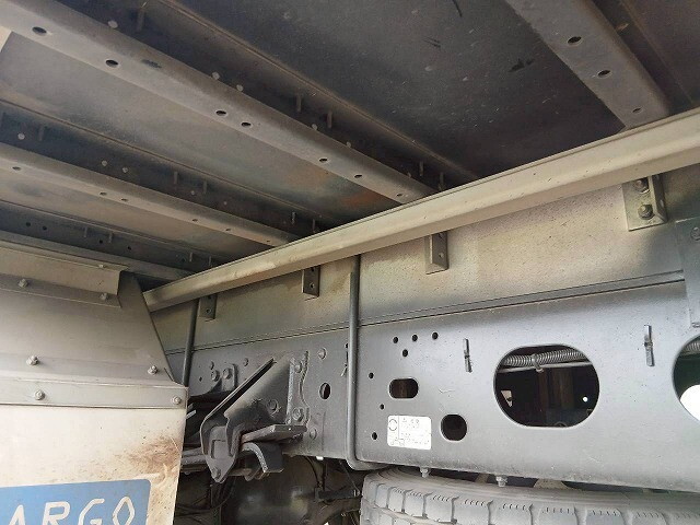 いすゞフォワードアルミウイング中型（4t）[写真15]