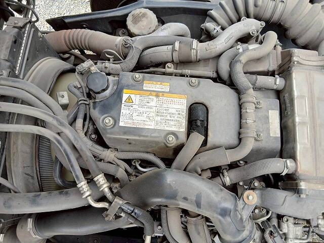 いすゞフォワードアルミウイング中型（4t）[写真22]