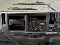 いすゞフォワードアルミウイング中型（4t）[写真28]