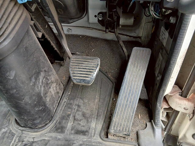 いすゞフォワードアルミウイング中型（4t）[写真29]