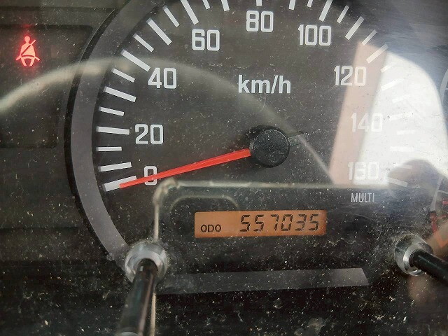 いすゞフォワードアルミウイング中型（4t）[写真31]