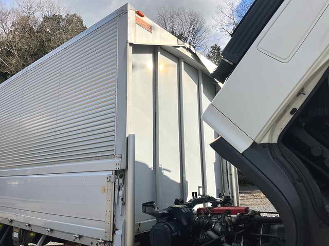 日野レンジャーアルミウイング中型（4t）[写真29]