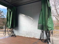 三菱キャンターカーテン車小型（2t・3t）[写真16]