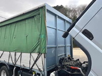 三菱キャンターカーテン車小型（2t・3t）[写真27]