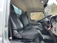 三菱キャンターカーテン車小型（2t・3t）[写真38]