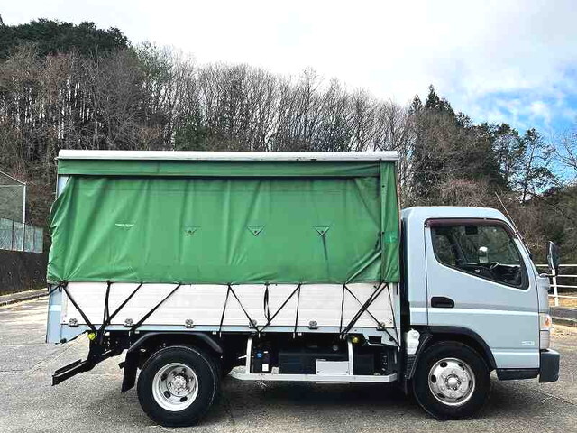 三菱キャンターカーテン車小型（2t・3t）[写真07]