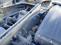 UDトラックスクオントレーラーヘッド（トラクターヘッド）大型（10t）[写真20]