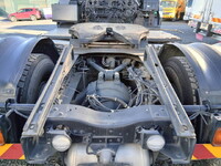 UDトラックスクオントレーラーヘッド（トラクターヘッド）大型（10t）[写真21]