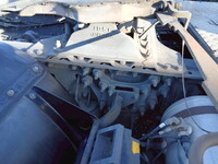 UDトラックスクオントレーラーヘッド（トラクターヘッド）大型（10t）[写真22]