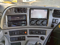 UDトラックスクオントレーラーヘッド（トラクターヘッド）大型（10t）[写真35]