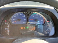 UDトラックスクオントレーラーヘッド（トラクターヘッド）大型（10t）[写真38]