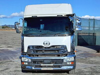 UDトラックスクオントレーラーヘッド（トラクターヘッド）大型（10t）[写真04]