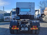 UDトラックスクオントレーラーヘッド（トラクターヘッド）大型（10t）[写真08]