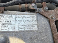 いすゞギガアルミウイング大型（10t）[写真16]