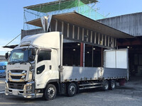 いすゞギガアルミウイング大型（10t）[写真01]